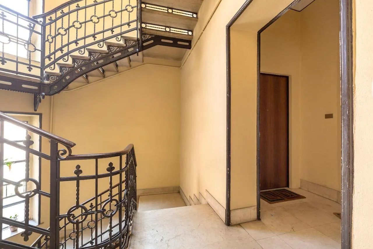 A Due Passi Da Piazza Firenze Apartment Milan Italy