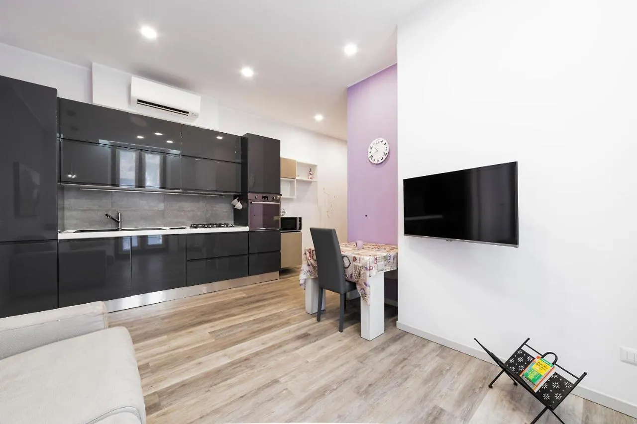A Due Passi Da Piazza Firenze Apartment location